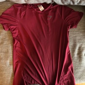 Red gymshark logo tee